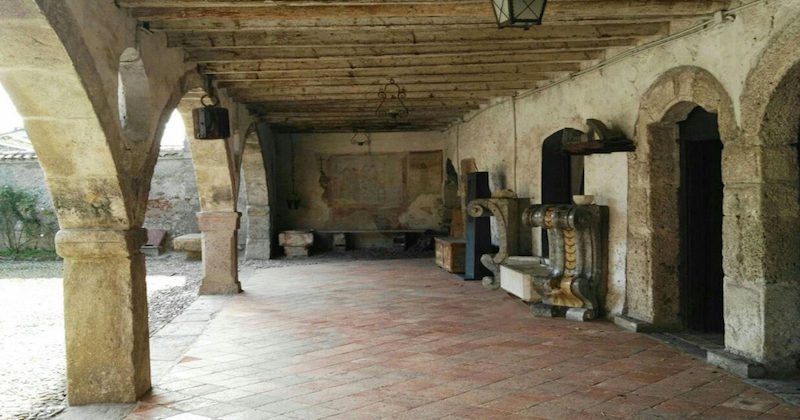 Porticato Casa Museo Fantoni
