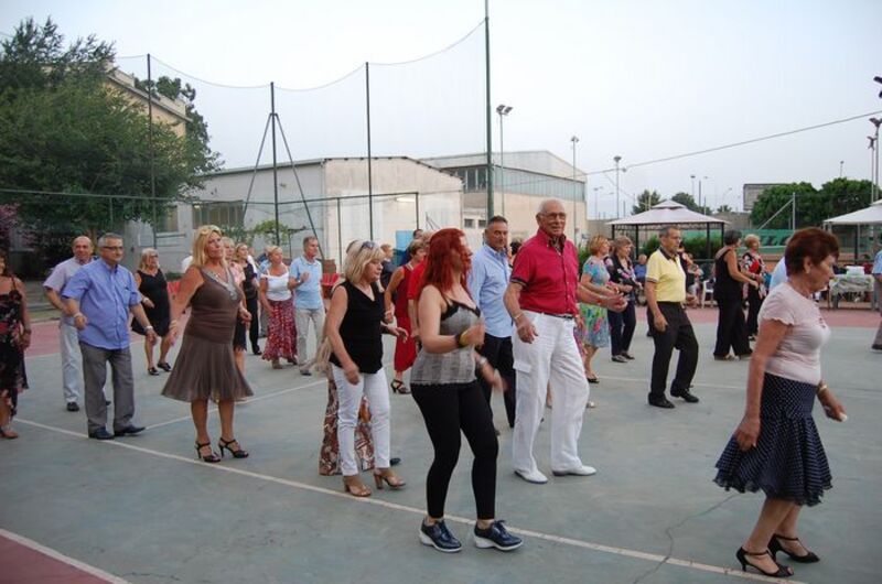 Ballo Liscio E Di Gruppo